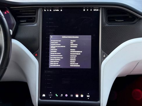 Used 2018 Tesla Model X 75D AWD/4WD image 15