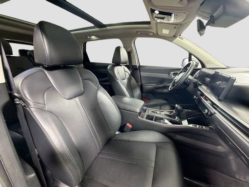 Used 2024 Kia Sorento S w/ Panoramic Sunroof Package FWD image 31