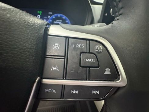 Used 2024 Toyota Grand Highlander AWD image 20