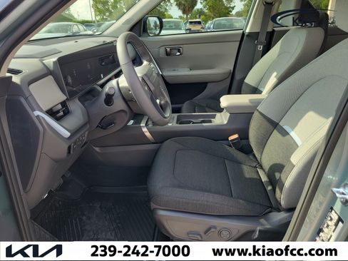 New 2027 Kia Seltos S FWD image 19