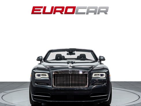 Used 2018 Rolls-Royce Dawn RWD image 10
