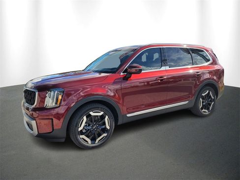 Used 2023 Kia Telluride EX image 2