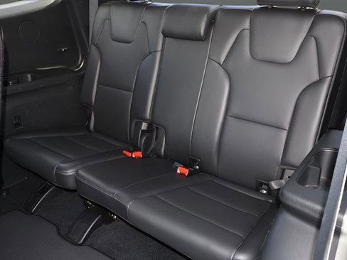 Used 2021 Kia Telluride EX w/ EX Premium Package FWD image 14