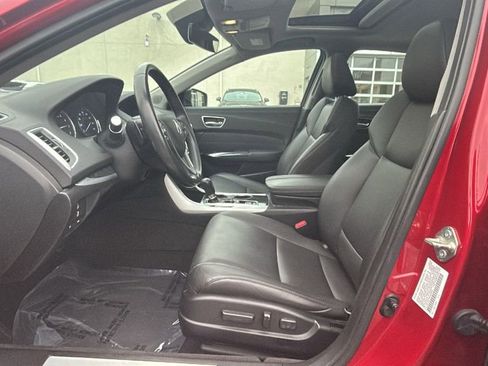 Used 2020 Acura TLX image 30