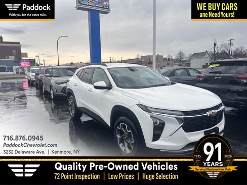 Used 2024 Chevrolet Trax LT image 1