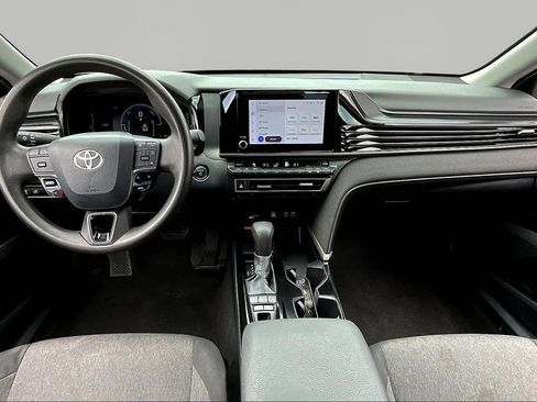 Used 2025 Toyota Camry LE FWD image 7
