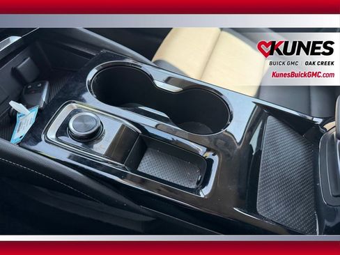 Used 2024 Buick Envision Preferred AWD/4WD image 21