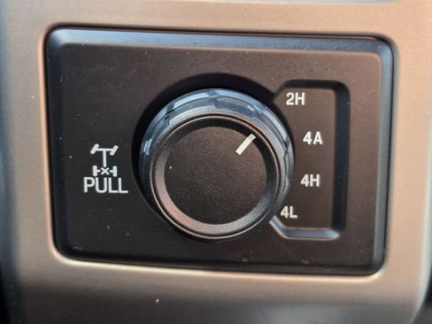 Used 2018 Ford F150 Lariat image 11