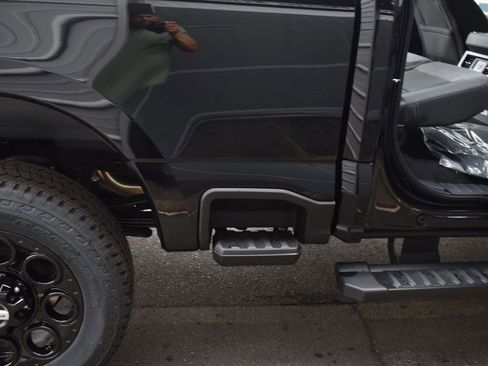 New 2025 Ford F350 XLT w/ Black Appearance Package image 29