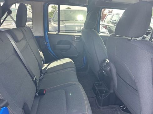 Used 2024 Jeep Wrangler Unlimited Sport AWD/4WD image 8