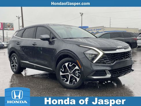 Used 2023 Kia Sportage EX image 1