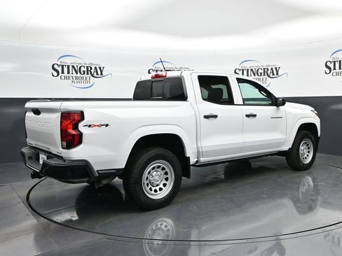 Used 2023 Chevrolet Colorado W/T AWD/4WD image 9