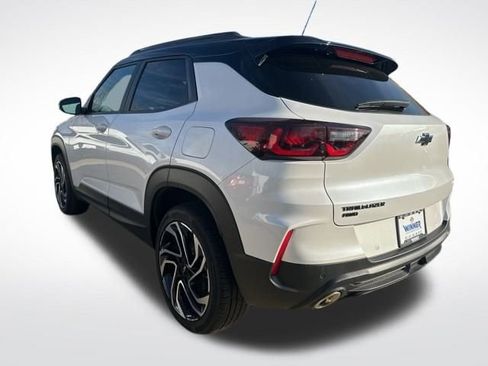 New 2025 Chevrolet TrailBlazer RS w/ Convenience Package image 3