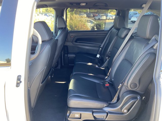 Used 2025 Honda Odyssey Sport-L image 46