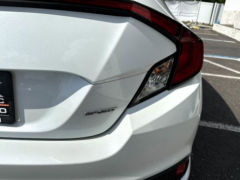 Used 2020 Honda Civic Sport image 5