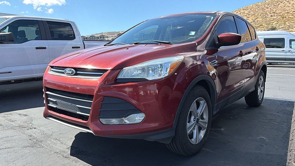 Used 2016 Ford Escape SE AWD/4WD image 3