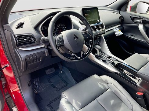New 2026 Mitsubishi Eclipse Cross SEL image 9