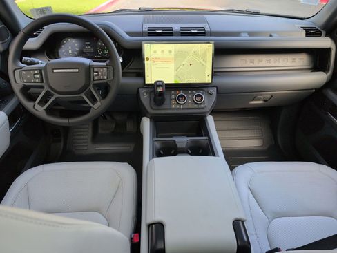 New 2026 Land Rover Defender 130 X-Dynamic SE image 16