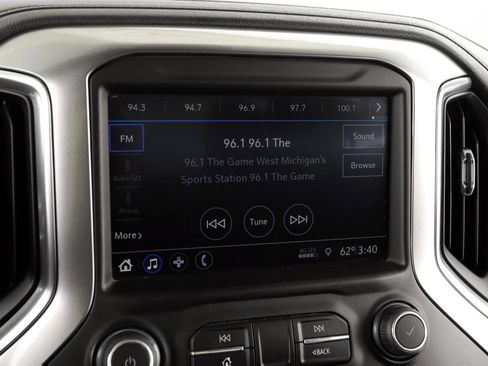 Used 2019 Chevrolet Silverado 1500 RST image 17