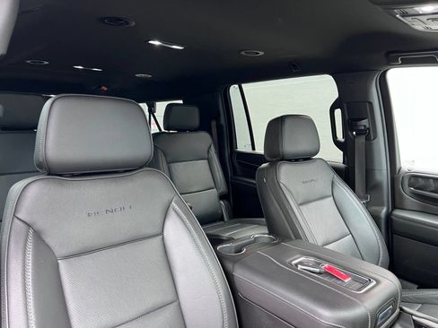 Used 2024 GMC Yukon XL Denali AWD/4WD image 66