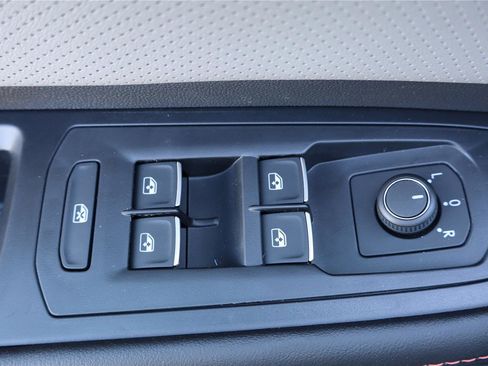 New 2026 Volkswagen Atlas Peak Edition image 13