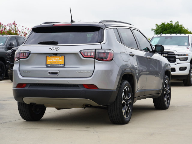Certified 2024 Jeep Compass Limited AWD/4WD image 12