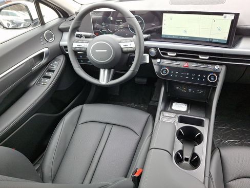 New 2026 Hyundai Sonata Limited image 9