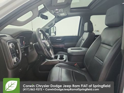 Used 2022 GMC Sierra 2500 Denali w/ Denali Ultimate Package AWD/4WD image 10