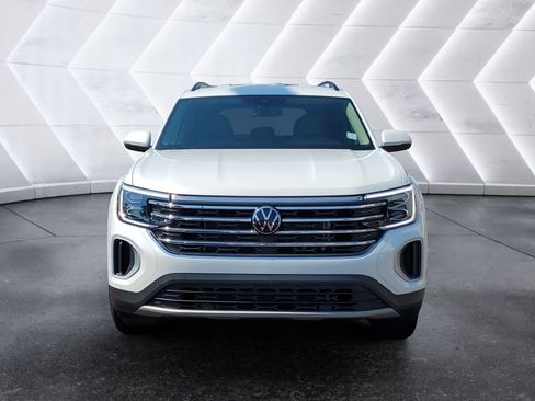 Used 2026 Volkswagen Atlas SE AWD/4WD image 2