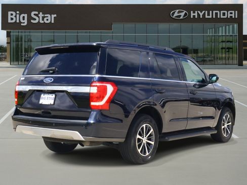 Used 2021 Ford Expedition XLT RWD image 4