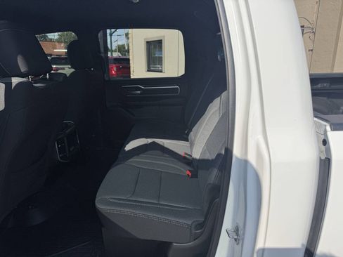 Used 2023 RAM 1500 Big Horn AWD/4WD image 8