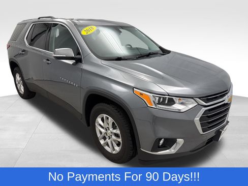 Used 2018 Chevrolet Traverse LT image 1
