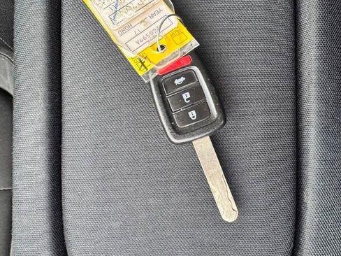 Certified 2017 Honda Civic LX image 32