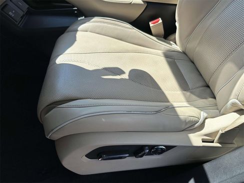 Used 2019 Acura RDX AWD w/ Advance Package image 22