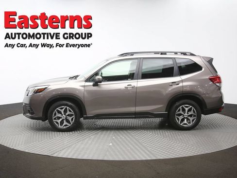 Used 2022 Subaru Forester Premium AWD/4WD image 64