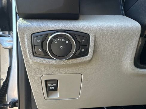 Used 2018 Ford F150 XL w/ Equipment Group 101A Mid AWD/4WD image 10