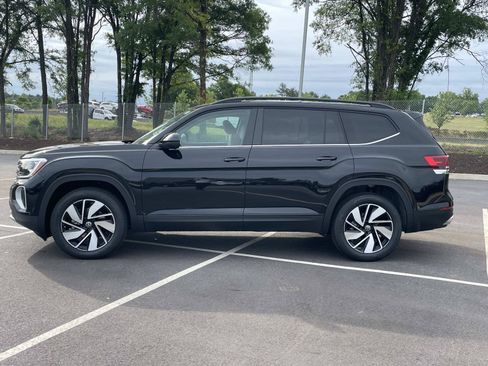New 2026 Volkswagen Atlas SE FWD image 4