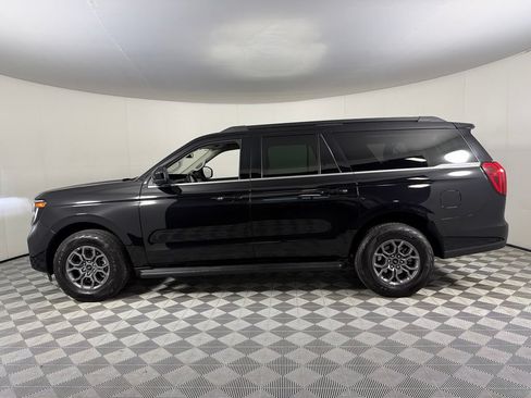 Used 2025 Ford Expedition Max Active RWD image 11