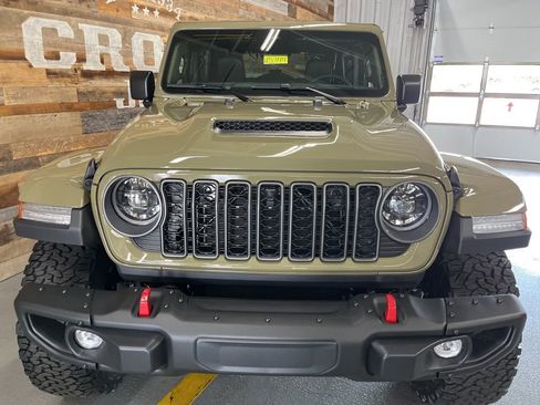 New 2026 Jeep Wrangler Rubicon AWD/4WD image 8