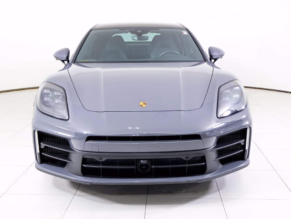 Certified 2025 Porsche Panamera w/ Premium Package RWD image 32