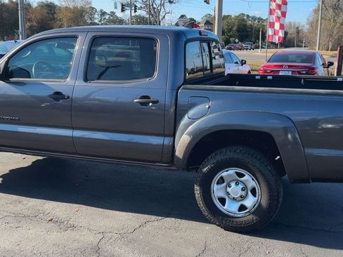 Used 2015 Toyota Tacoma PreRunner image 6