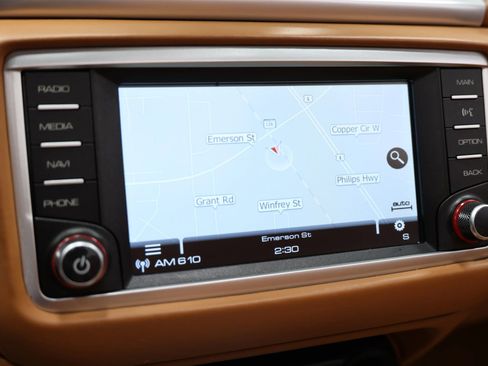 Used 2015 Ferrari California T image 38