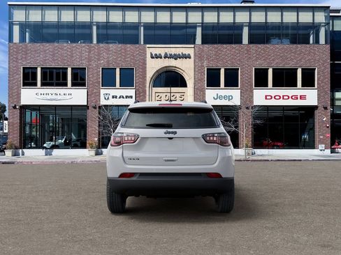 New 2026 Jeep Compass Latitude AWD/4WD image 7