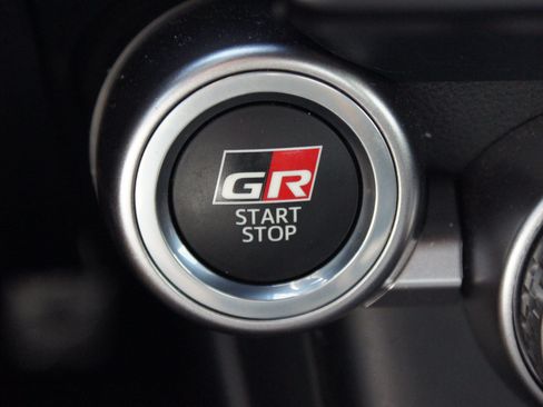 Used 2023 Toyota GR86 Premium RWD image 10