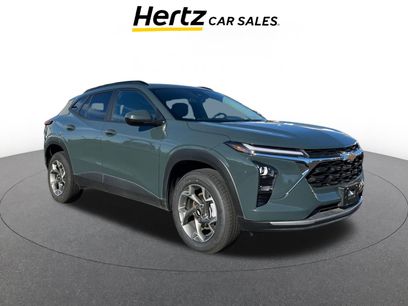 Used 2025 Chevrolet Trax LT w/ LT Convenience Package