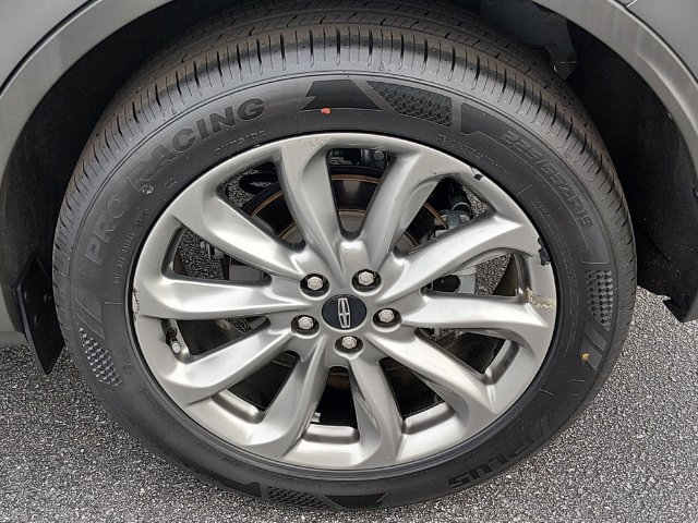 Used 2022 Lincoln Corsair FWD w/ Premium Package image 18