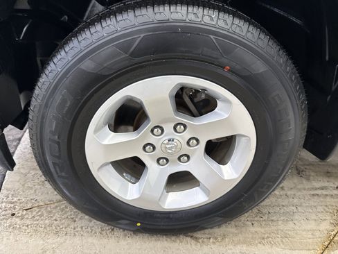 Used 2019 RAM 1500 Big Horn image 26