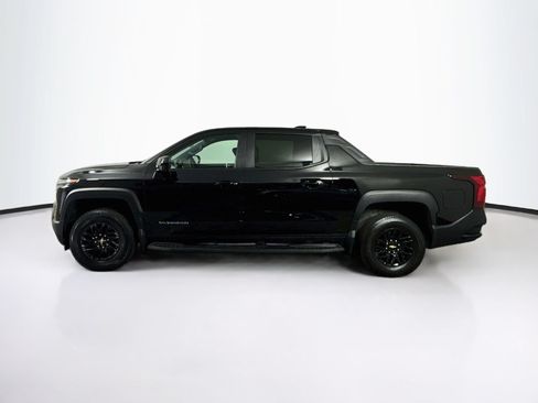 Used 2024 Chevrolet Silverado EV W/T AWD/4WD image 4