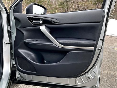 Used 2023 Mitsubishi Eclipse Cross SE image 22