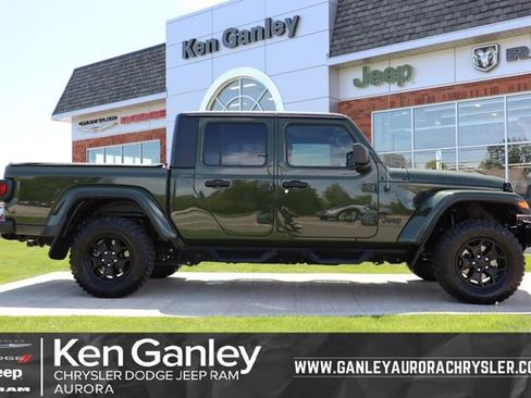 Used 2023 Jeep Gladiator Sport AWD/4WD image 1